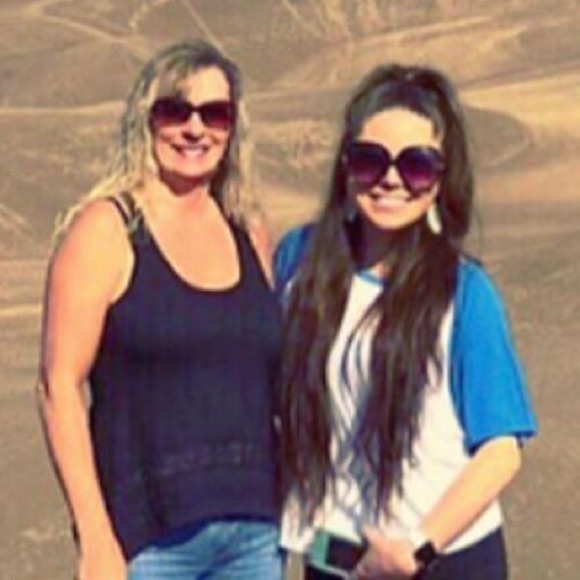 Meet your Posher, Tamara - Picture 1 of 1